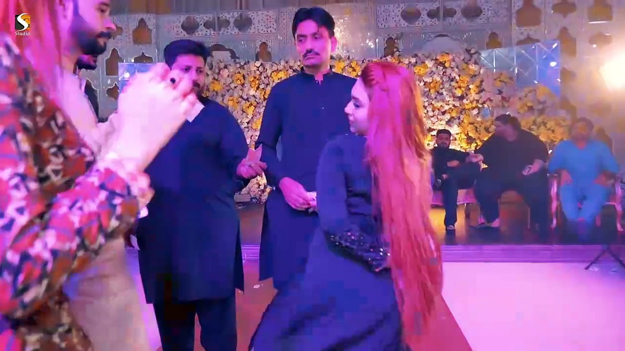 Kha Ke Lachi Wala Paan , Rimal Shah Hot Mujra Dance Performance, SGStudio2024