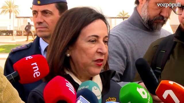 Robles arremete contra Vox por apoyar la política de Trump