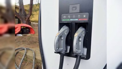 Empiezan a instalar cargadores para autobuses del transporte escolar