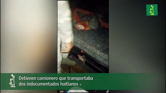 Detienen camionero que transportaba dos indocumentados haitianos en Dajabón