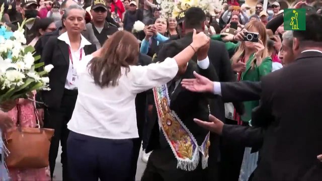 Fiscalía de Perú abre una investigación a Boluarte por no informar de su cirugía de nariz