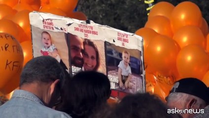 La famiglia Bibas contro il governo di Israele: "Dovevano salvarli"