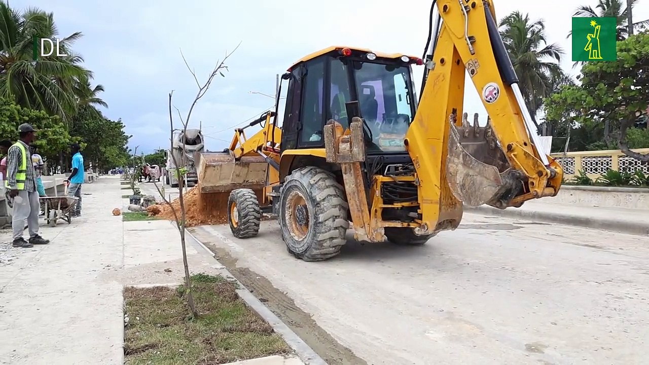 Aceleran trabajos de remozamiento en el Malecón de San Pedro de Macorìs ante presión de David Collado.mp4