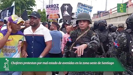 Choferes protestan por mal estado de avenidas en la zona oeste de Santiago