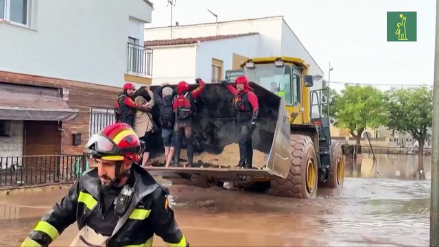 Más de medio centenar de muertos por devastadoras inundaciones en el sureste de España