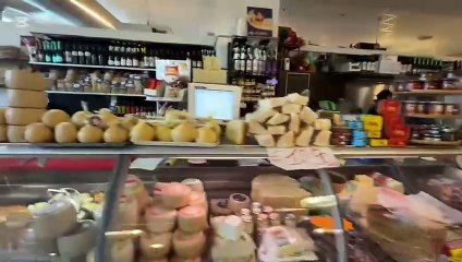 Sassari, tensione al mercato civico: commercianti contro i lavori del Comune