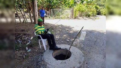 En Salcedo también sustraen tapas metálicas de las calles