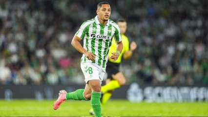 Going top of LaLiga changes nothing for Barcelona - Flick.mp4