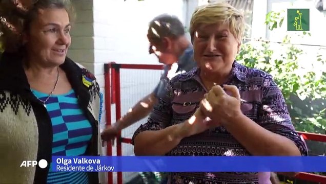 Lágrimas de alivio tras reencuentro de familias ucranianas separadas por la guerra