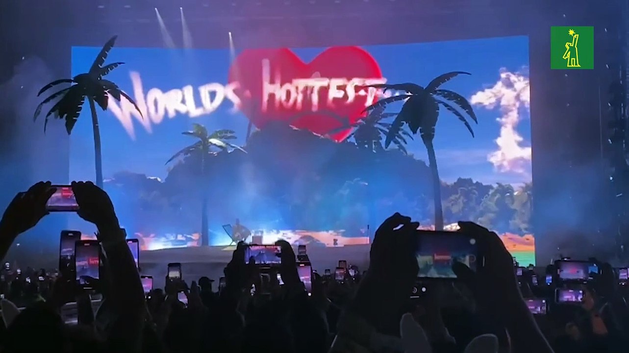 "Desde lo más profundo de mi corazón, gracias Santo Domingo,  gracias República Dominicana", fueron las palabras del "Conejo Malo"