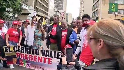 Colombia festeja emocionada la llegada de Gustavo Petro a la presidencia