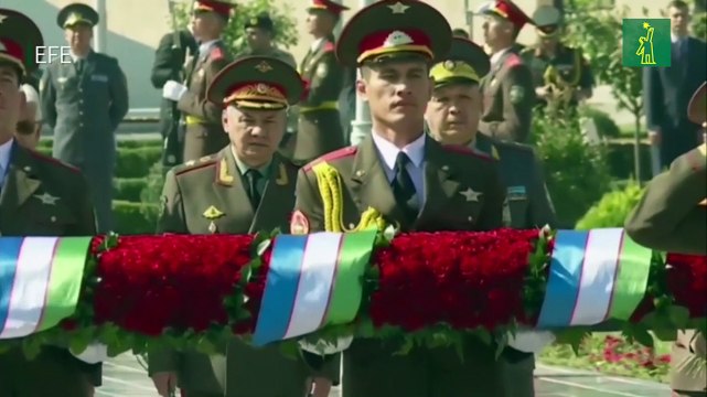 Seis meses después, Rusia se atasca en Ucrania, que enseña los dientes