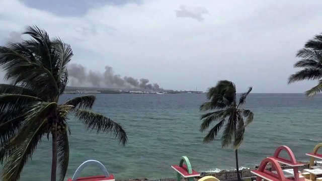 Autoridades cubanas controlan incendio industrial aunque advierten riesgos