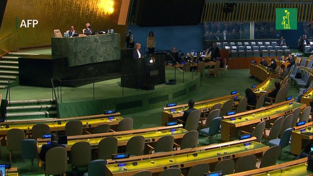 Reino Unido promete mantener ayuda militar a Ucrania; UE examina nuevas sanciones contra Rusia