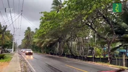 El huracán Fiona llegó a República Dominicana tras azotar el domingo Puerto Rico