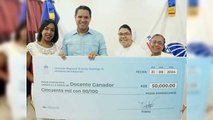 Premios a docentes por alfabetización