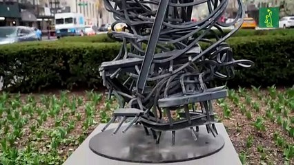 El artista Otero-Pailos reivindica en Nueva York el valor cultural de la embajada