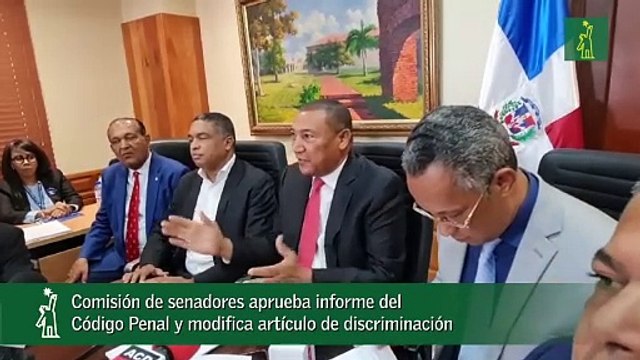 Comisión de senadores aprueba informe del Código Penal y modifica artículo de discriminación