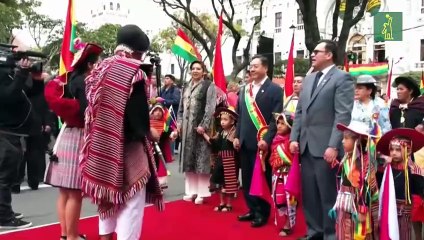 Arce propone referéndum para definir si reelección presidencial en Bolivia es "continua"