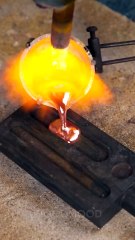 You see a dollar, I see my next DIY necklace 💵