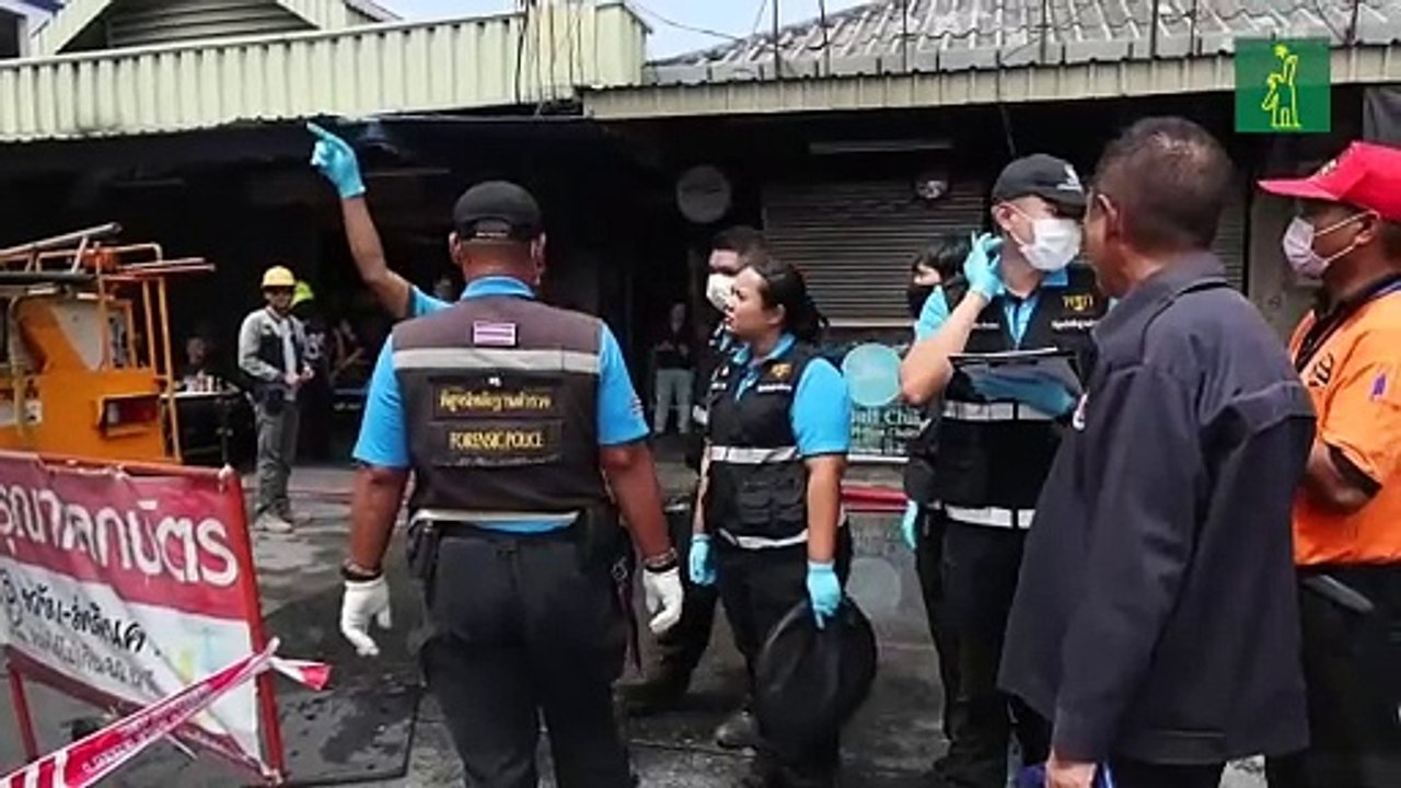 Cientos de animales mueren tras un incendio en el mercado callejero de mascotas en Bangkok
