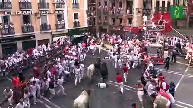Los toros de Domingo Hernández debutan en los sanfermines con la carrera más veloz de 2024