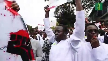 Los médicos residentes kenianos piden la dimisión de la ministra de Sanidad