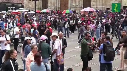 Docentes colombianos aseguran que seguirán protestando hasta hundir ley de educación