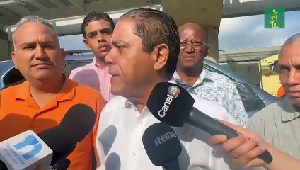 Marino Collante, candidato a senador de Santiago por el (PLD), deposita su voto