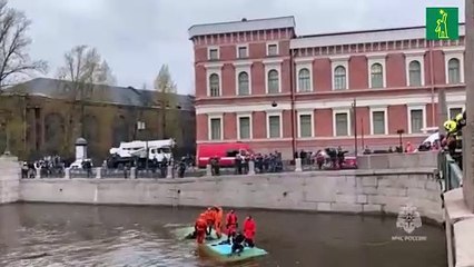 Siete muertos al caer un autobús a un río en San Petersburgo San Petersburgo, Rusia