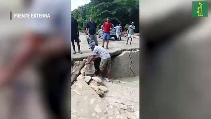 Se desploma puente en la provincia Espaillat