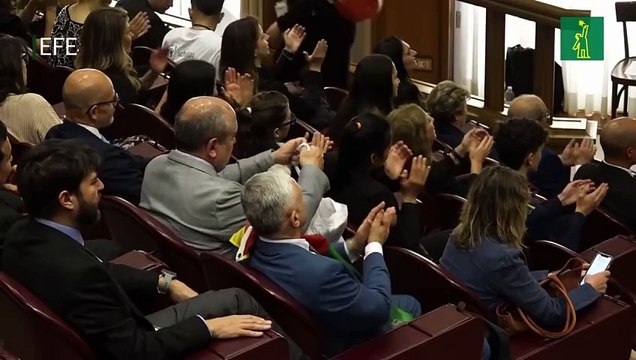 El papa comparte recuerdos de infancia al clausurar el Encuentro Internacional de Sentido