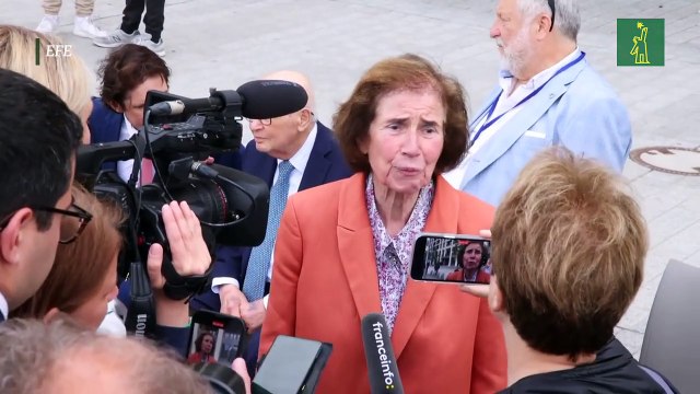 Macron visita en Berlín el Monumento a los Judíos de Europa asesinados