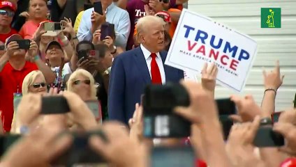 Trump arremete contra Harris en primer mitin al aire libre desde el intento de asesinato