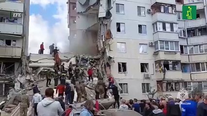 Al menos 1 muerto y 29 heridos en derrumbre parcial de un edificio en ataques a Bélgorod