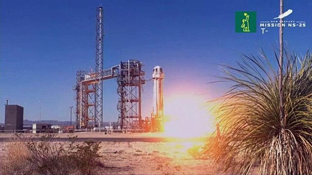 Blue Origin lleva pasajeros al espacio, incluido el astronauta con más edad