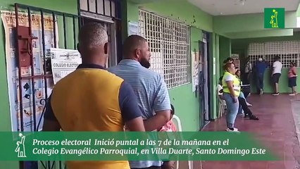 Proceso electoral  Inició puntal a las 7 de la mañana en el Colegio Evangélico Parroquial, en Villa Duarte, Santo Domingo Este