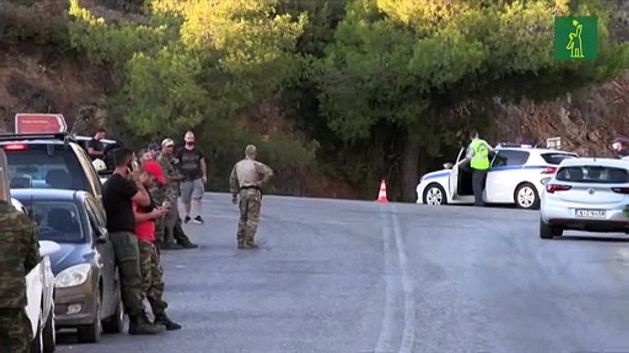 Grecia lucha contra los incendios forestales en medio de fuertes vientos