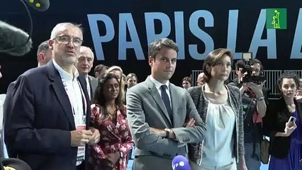 Macron aceptó la renuncia del gobierno francés, que seguirá interinamente en funciones