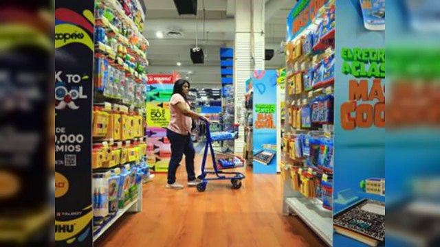 Regreso a clases: padres hablan del costo de útiles escolares