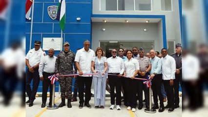 Raquel Peña inaugura destacamento en Sabana Perdida