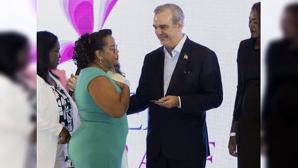 Las mujeres que devolvieron sus tarjetas Supérate