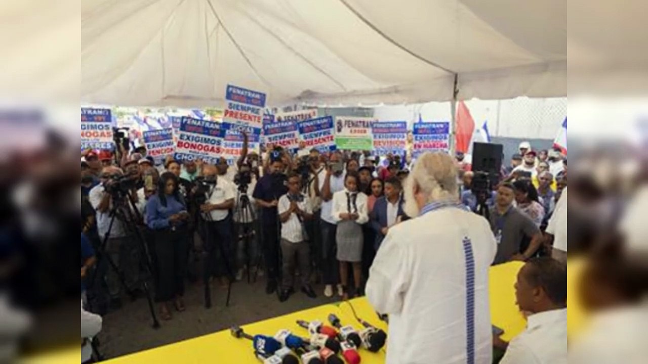 Juan Hubieres también demanda pensión para los choferes