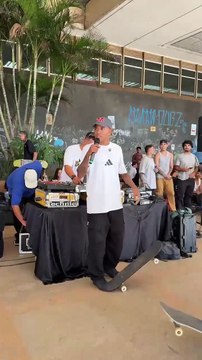Skatista Felipe Gustavo lança tênis personalizado da Adidas em Brasília