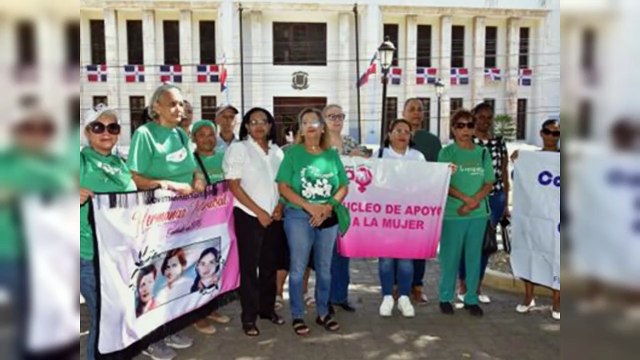 Código Penal: feministas se manifiestan en contra