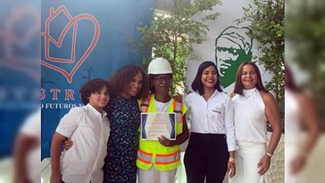17 mujeres dominicanas se gradúan de maestras constructoras en RD