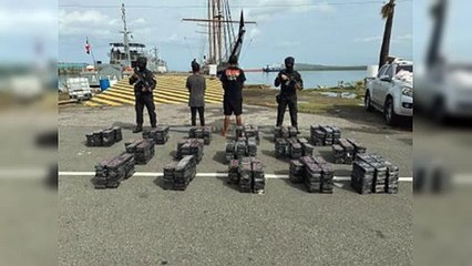 Dos jóvenes son detenidos por 469 paquetes de presunta cocaína