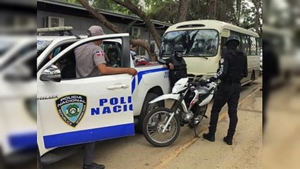 Arrestan a tres hombres por tráfico de haitianos