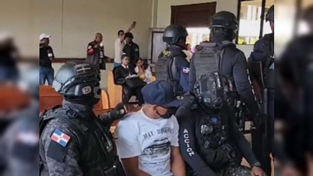 Aplazan juicio contra policía mató al niño Donelly Martínez