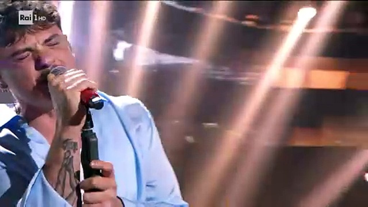 Olly - Balorda nostalgia @ Sanremo 2025 serata finale